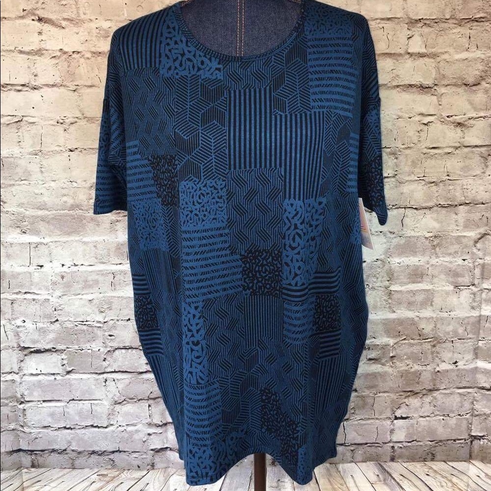 LuLaRoe Irma XXS Quilted Design Tunic Shirt